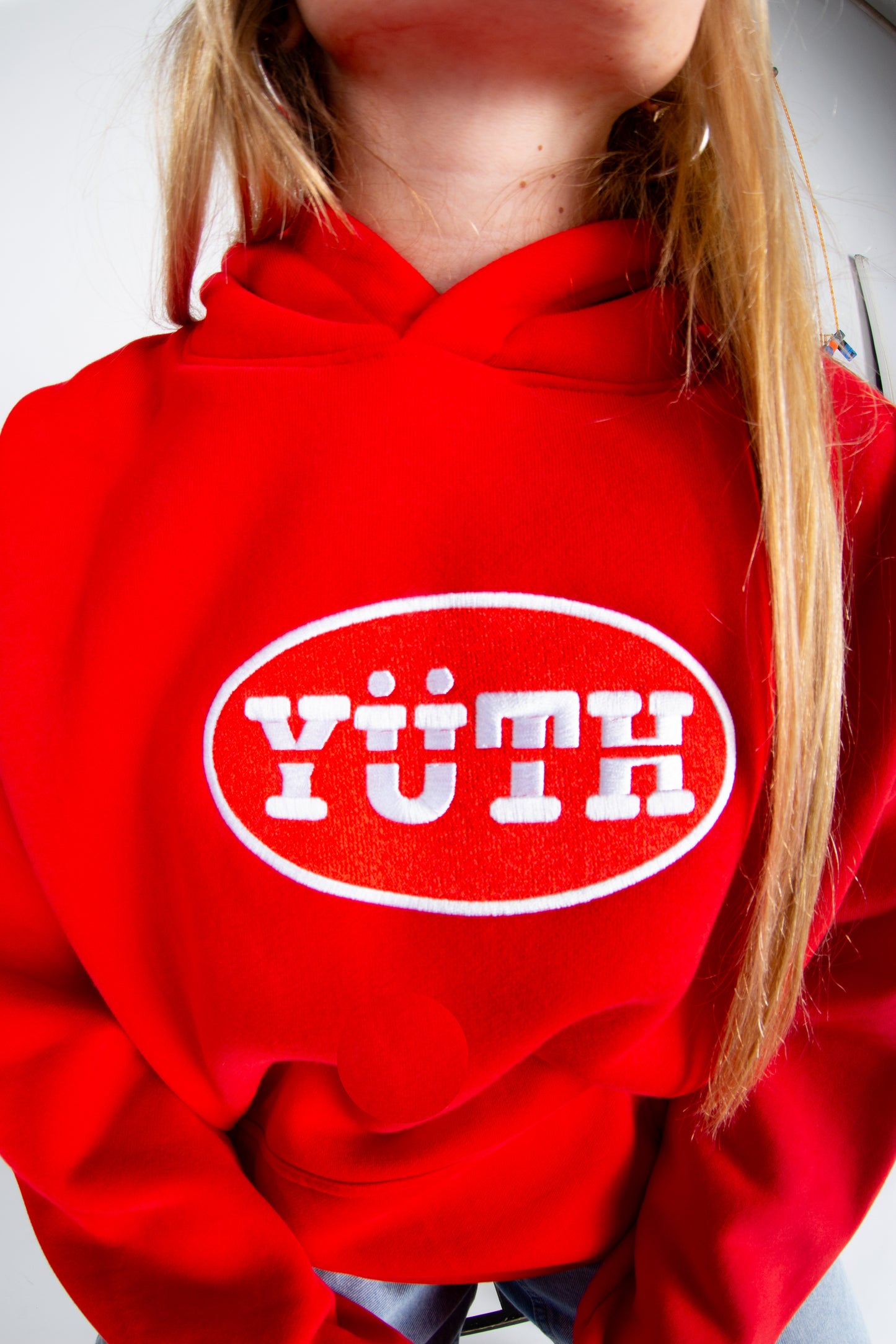 YÜTH RED OVAL HOODIE